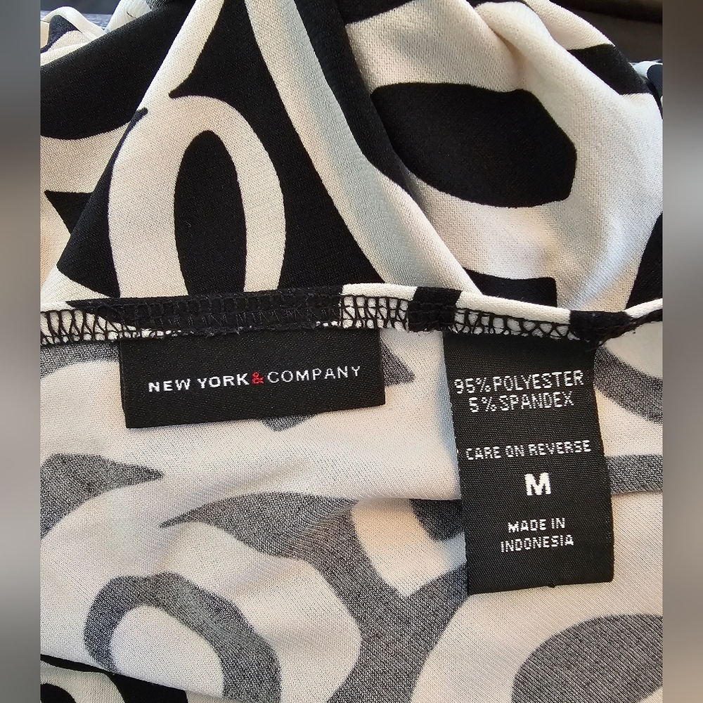 Faux Wrap Dress - Picture 6 of 6